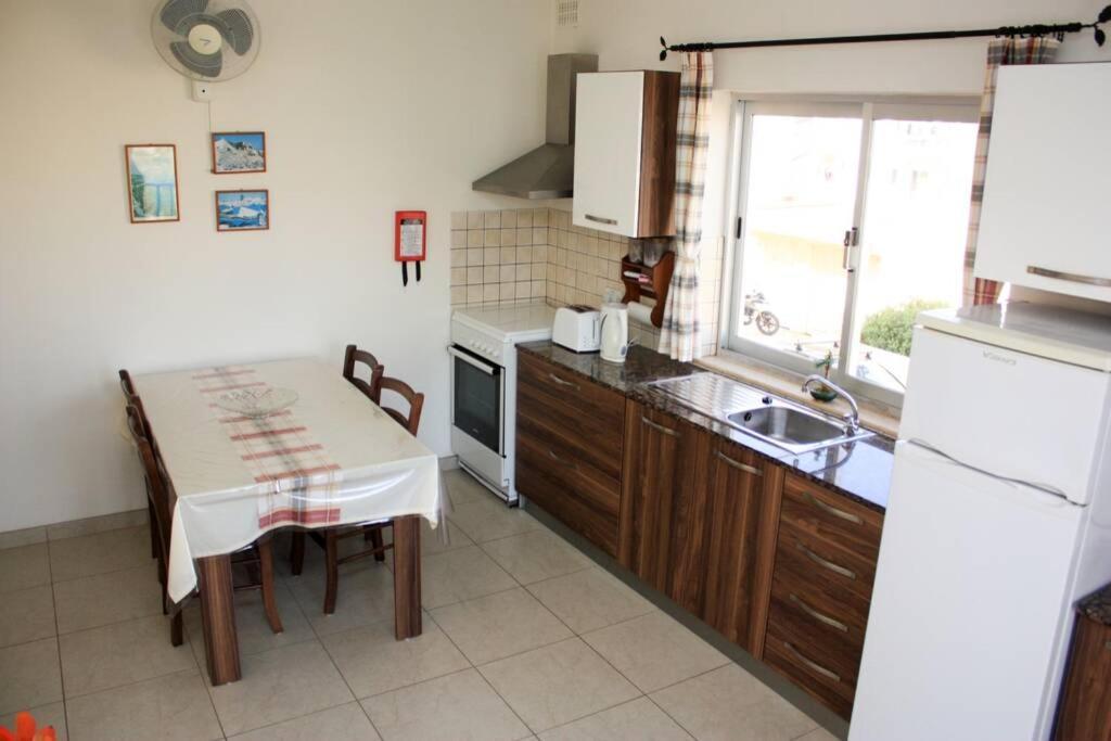 Fiesta Apartment Seaview Mellieħa Zewnętrze zdjęcie