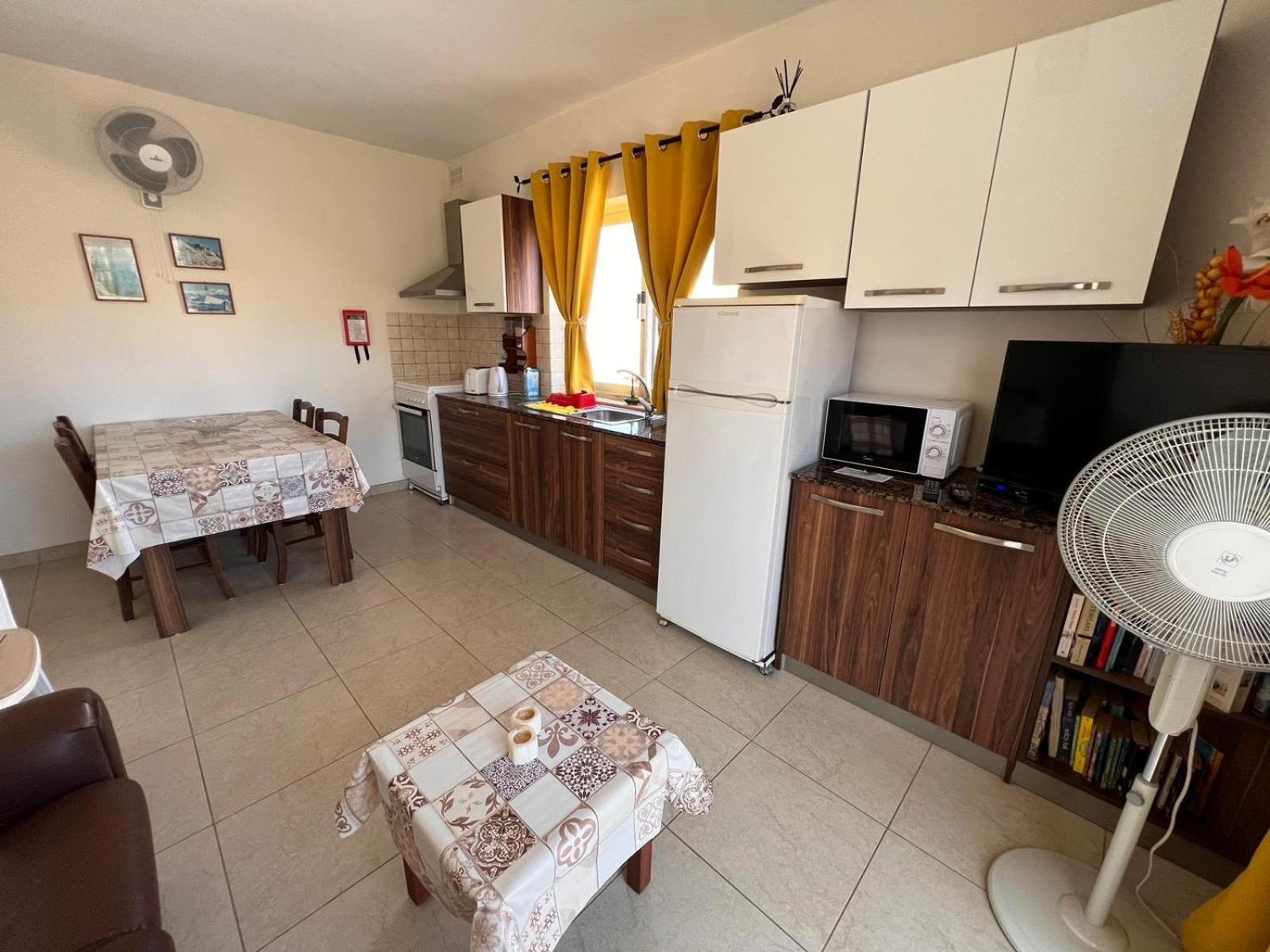 Fiesta Apartment Seaview Mellieħa Zewnętrze zdjęcie